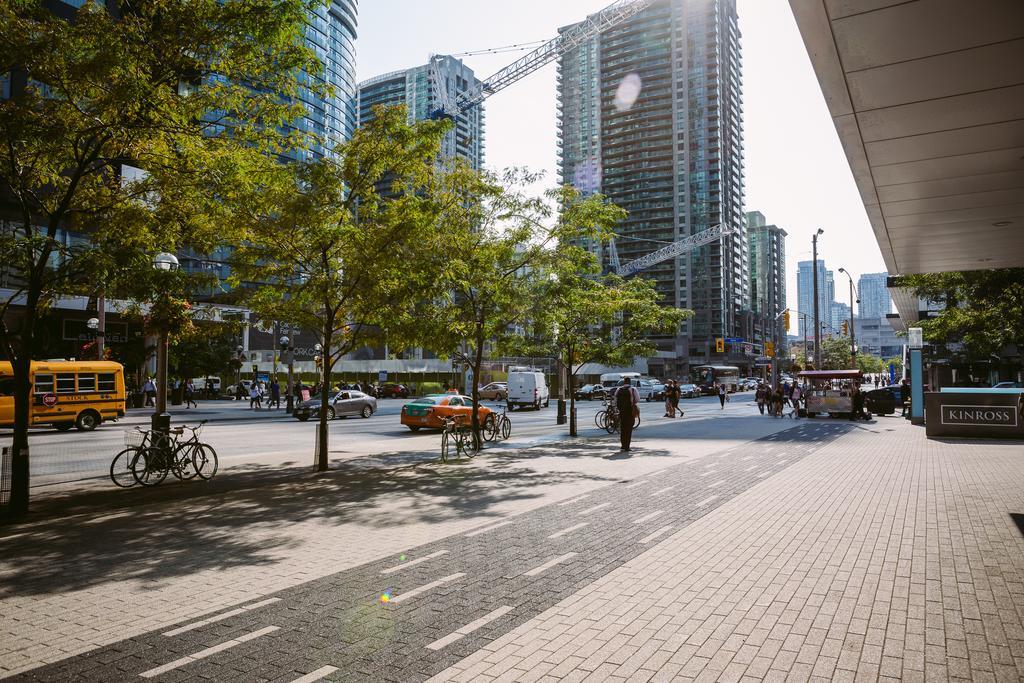 Quickstay - Chic In Yorkville Toronto Exterior foto