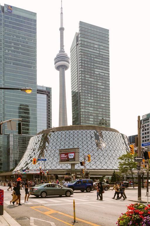 Quickstay - Chic In Yorkville Toronto Exterior foto