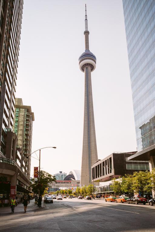 Quickstay - Chic In Yorkville Toronto Exterior foto