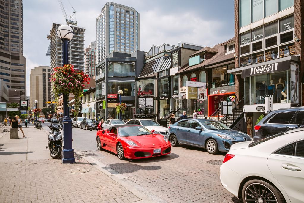 Quickstay - Chic In Yorkville Toronto Exterior foto